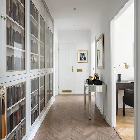 Urban Chic - 10 People - Center -nowy Swiat Apartment